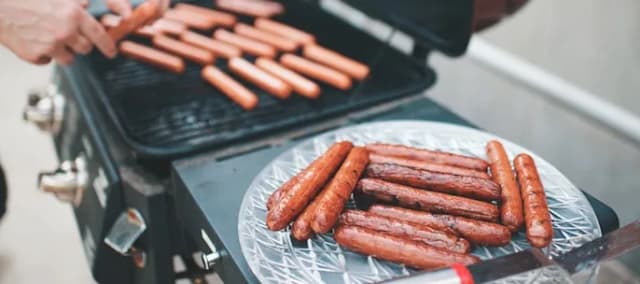 View of Think Twice About Hot Dogs During Pregnancy