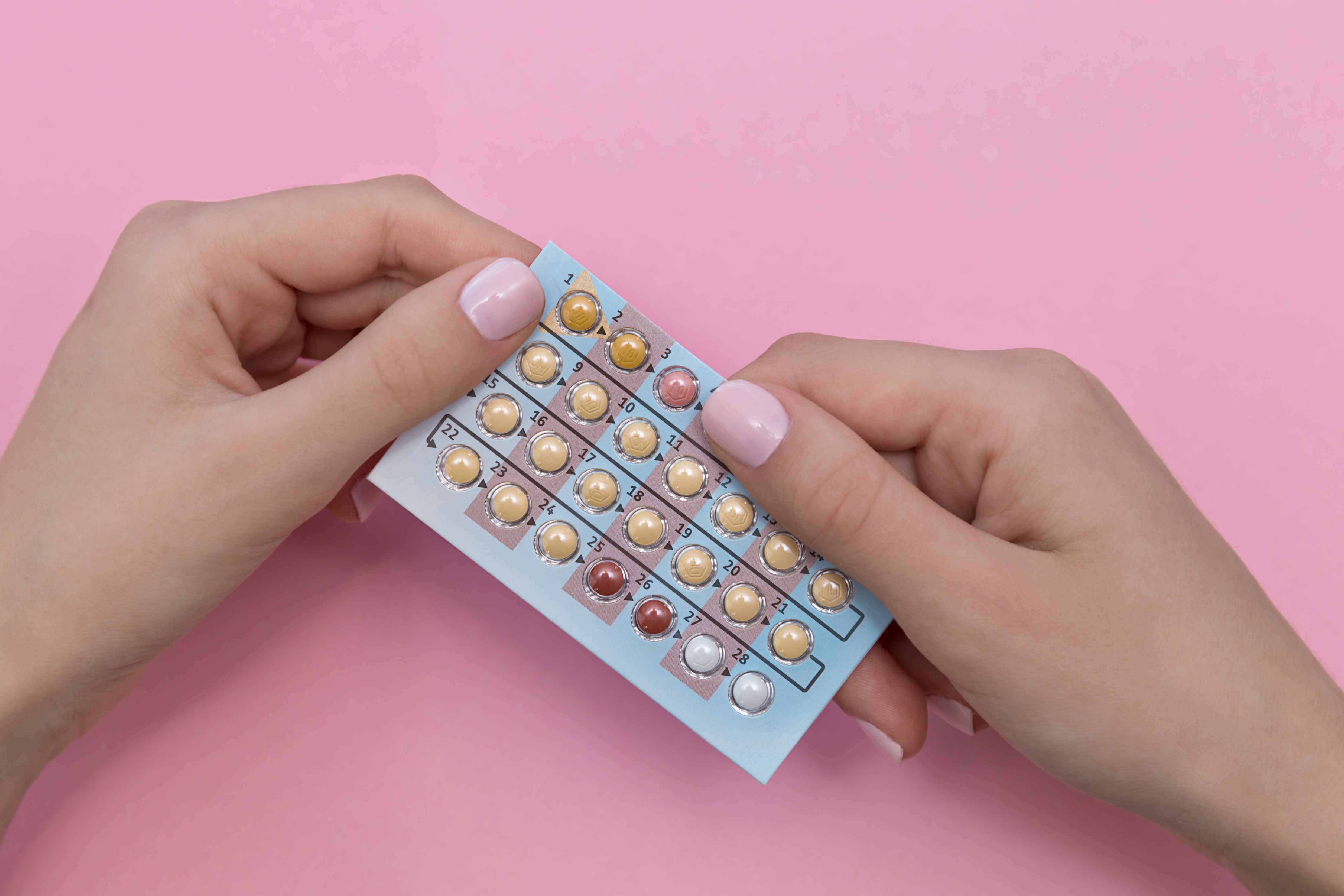 Купить противозачаточное без. Противозачаточные таблетки марвелон. Оральные гормональные контрацептивы. Комбинированные оральные контрацептивы таблетки. Комбинированные гормональные контрацептивы.