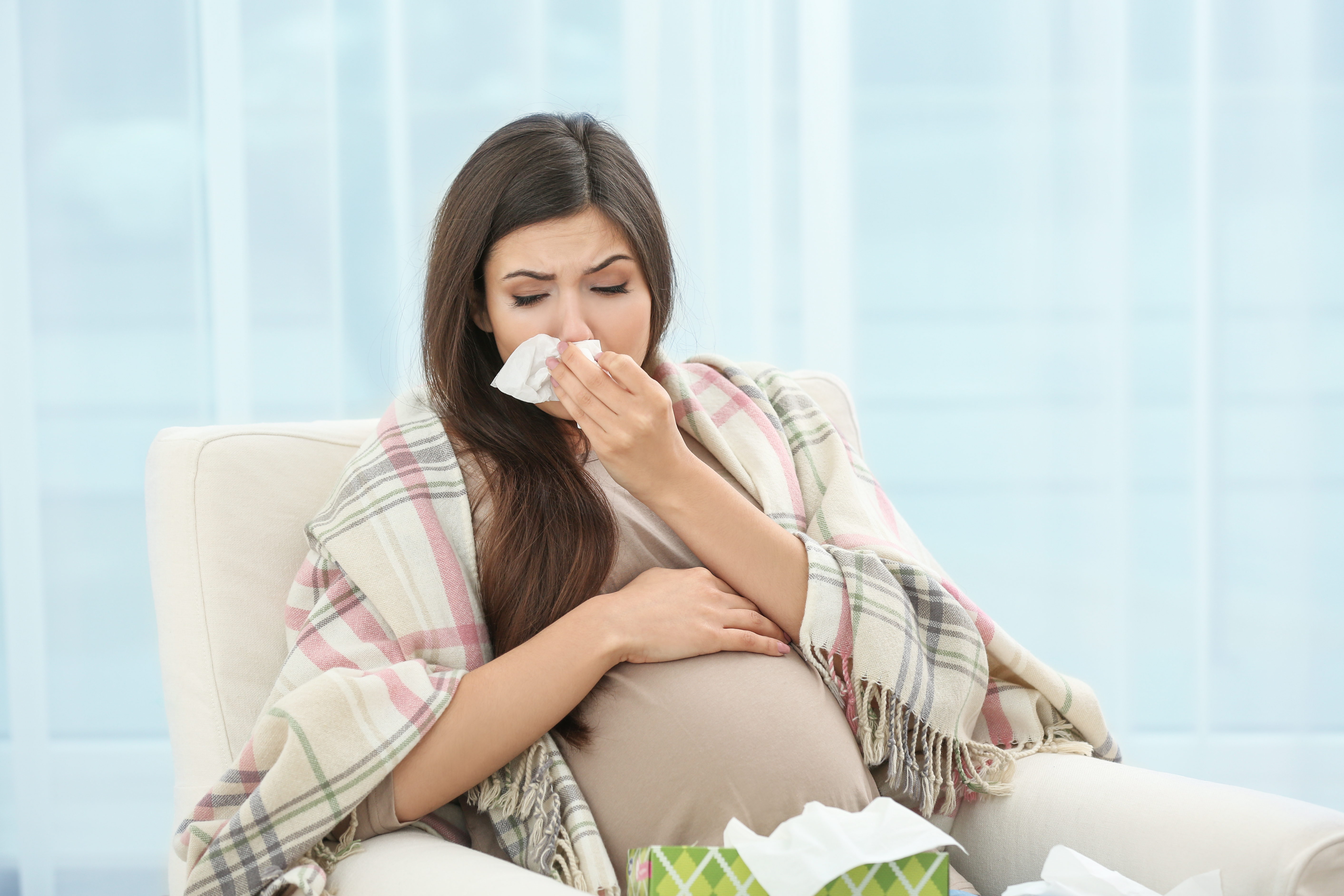 Последствия простуды. Заболевания беременных. Беременность простуда.
