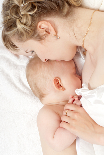 breastfeeding-benefits-bottle.jpg