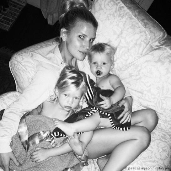 Jessica Simpson and her two children