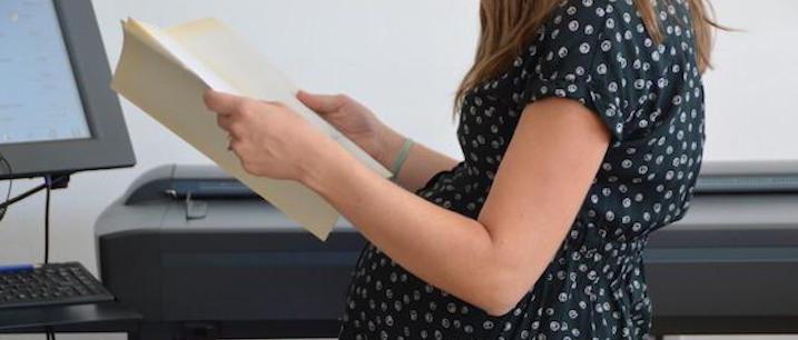 Working During Pregnancy? The Dos and Don'ts of Office Life