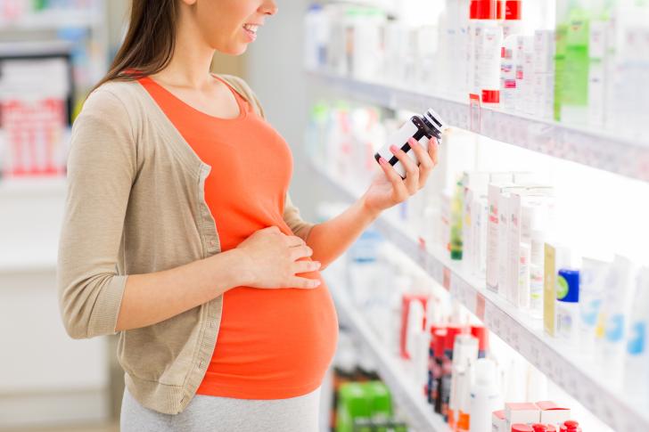 medications, vitamin A, folic acid, pregnancy supplements, vitamins